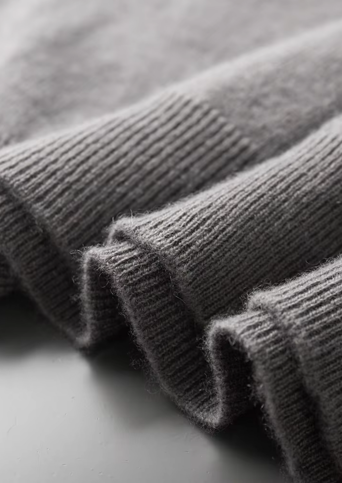Premium Cashmere Classic Crewneck T-Shirt - Ashen Truffle
