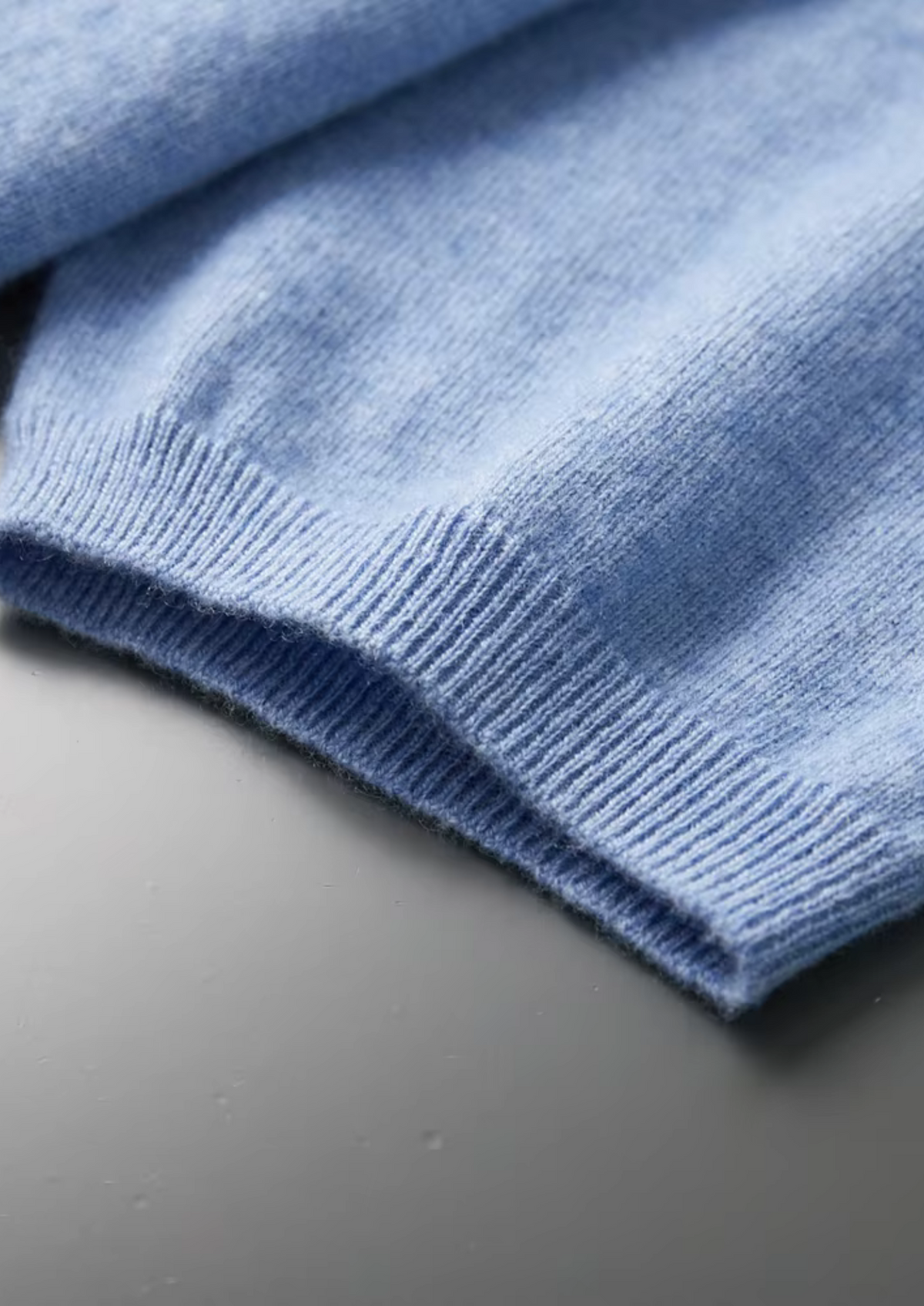 Premium Cashmere Classic Crewneck T-Shirt - Light Blue
