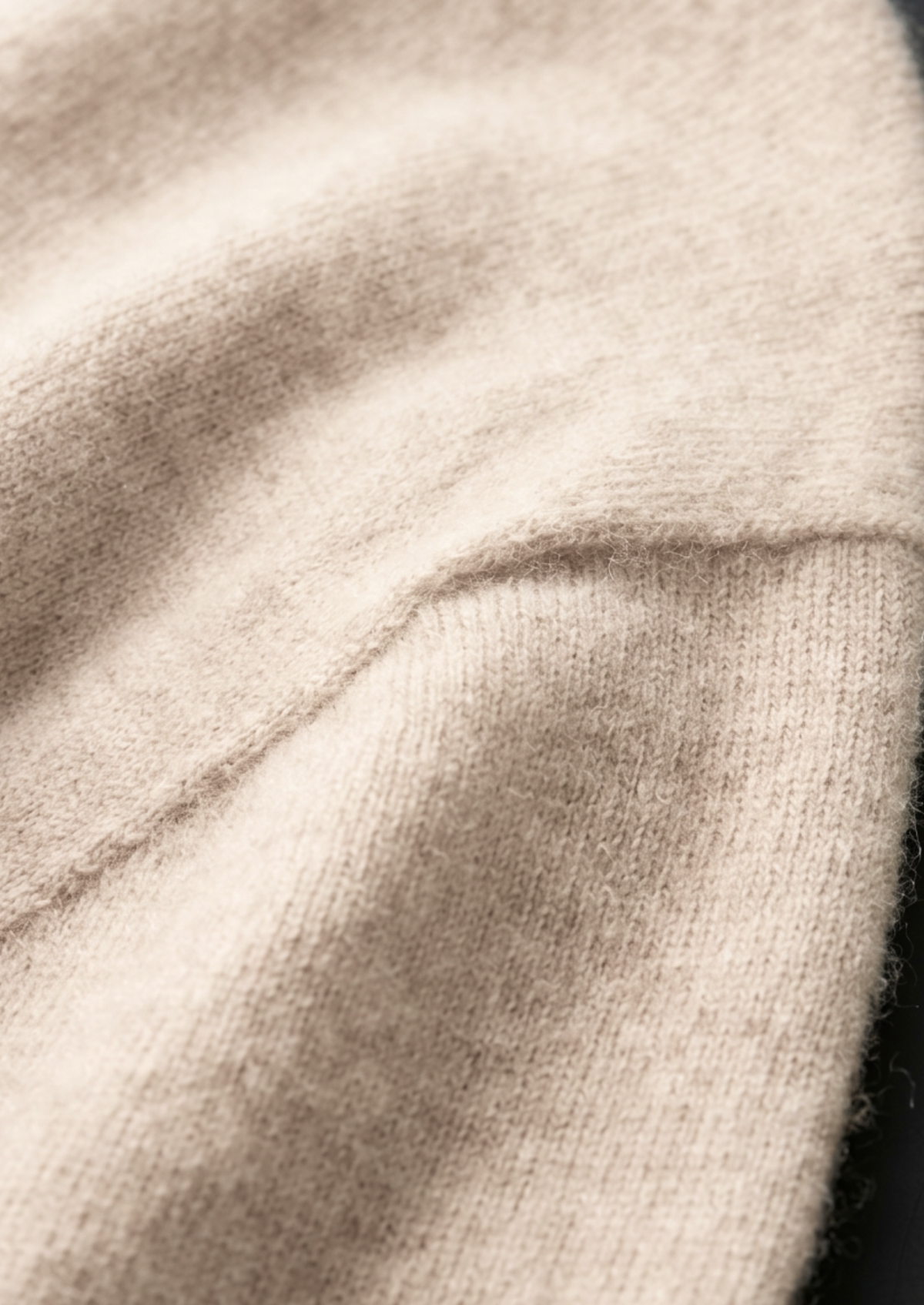 Premium Cashmere Classic Crewneck T-Shirt - Ivory Mocha